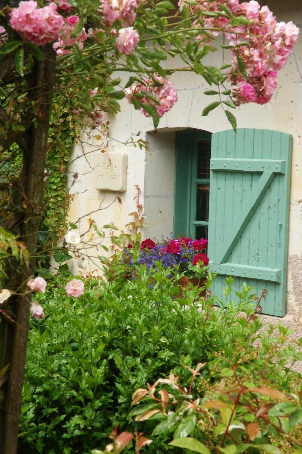 Le Logis Du Pressoir Self Catering Gites In Beautiful 18Th Century Estate In The Heart Of The Loire Valley With Heated Pool And Extensive Grounds. Les Bois-d'Anjou Екстериор снимка