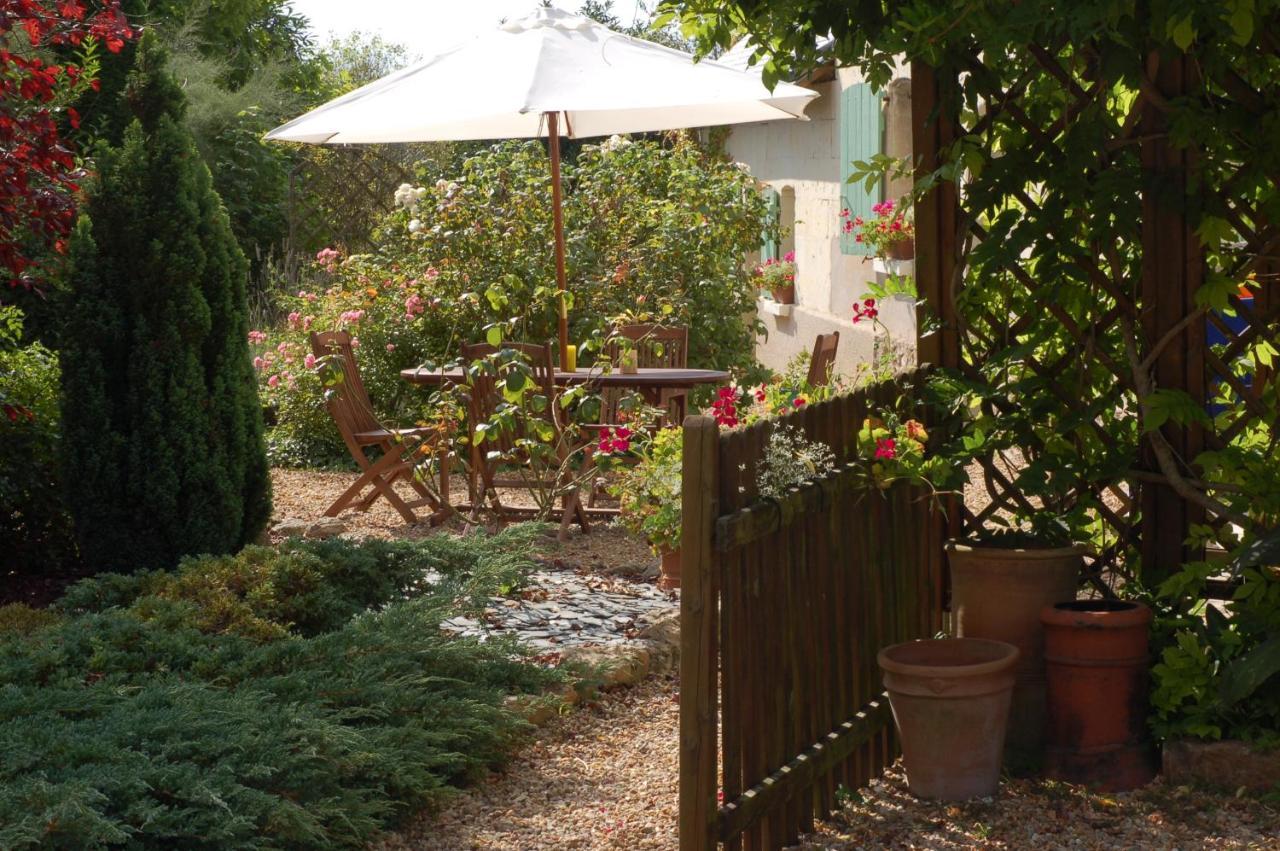 Le Logis Du Pressoir Self Catering Gites In Beautiful 18Th Century Estate In The Heart Of The Loire Valley With Heated Pool And Extensive Grounds. Les Bois-d'Anjou Екстериор снимка